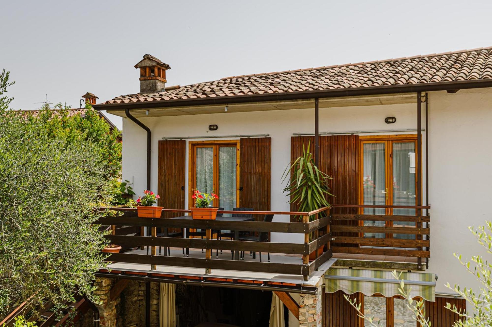 شقة Cozy Castello مانربا ديل جاردا المظهر الخارجي الصورة
